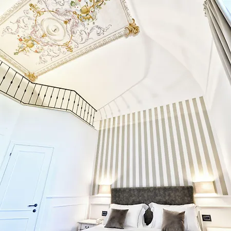 Casa Isabella Exclusive Hotell 4*